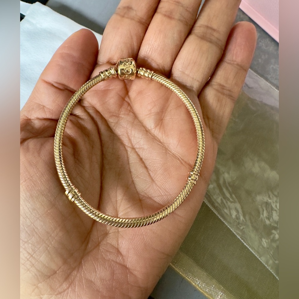 100% Authentic PANDORA Moments Snake Bracelet 14k Yellow Gold 6.7”